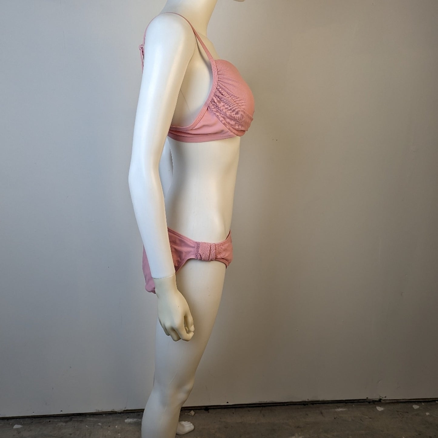 Newport News Pink Bikini / 14